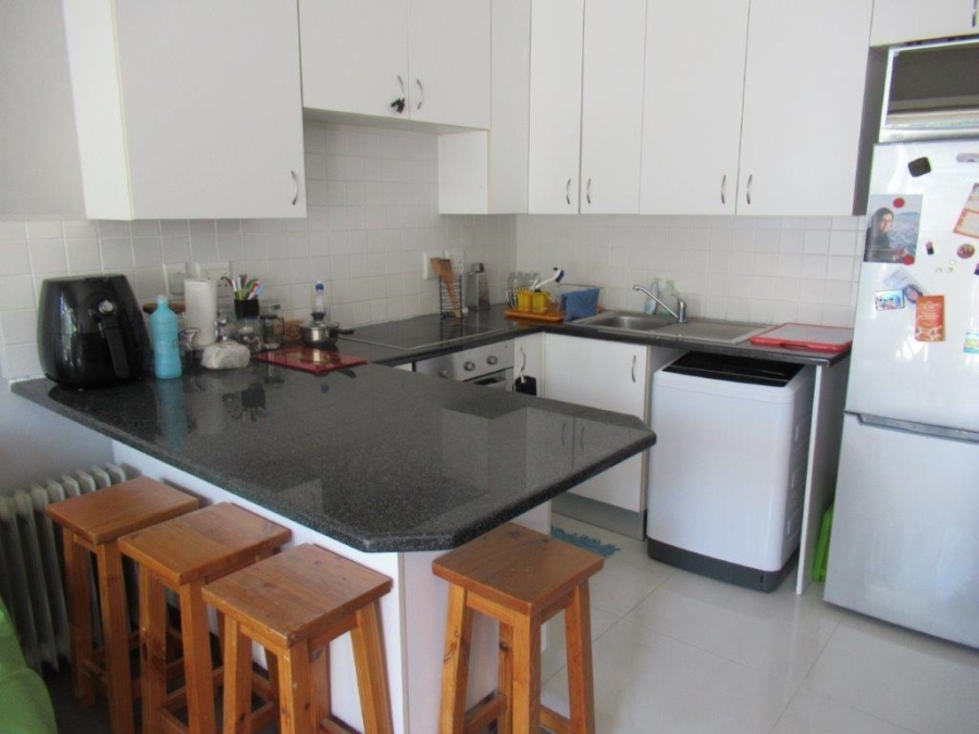 To Let 1 Bedroom Property for Rent in Okennedyville Western Cape